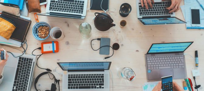 marvin-meyer-SYTO3xs06fU-unsplash